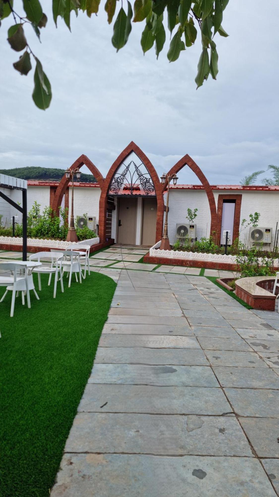 Nostravila Lonavala Exterior foto