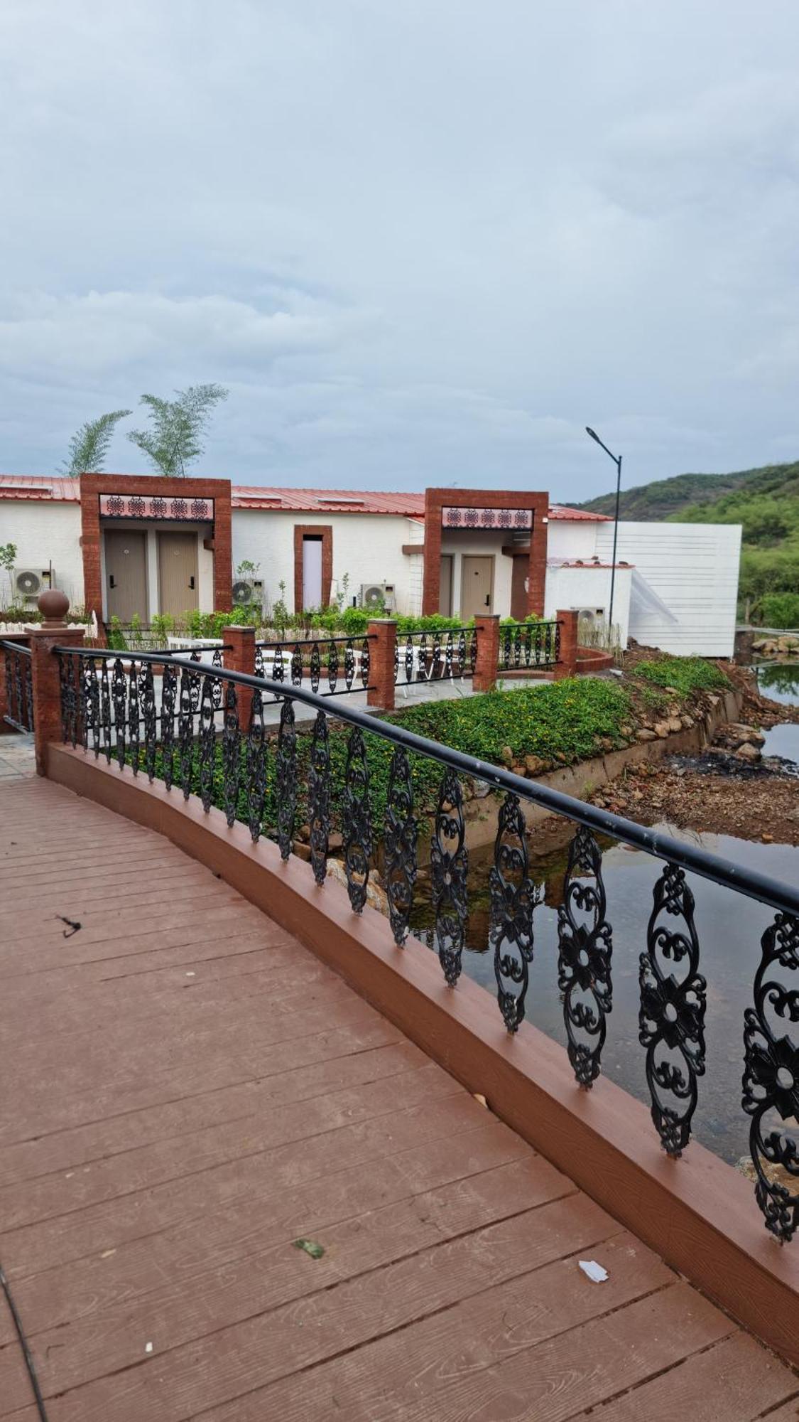 Nostravila Lonavala Exterior foto
